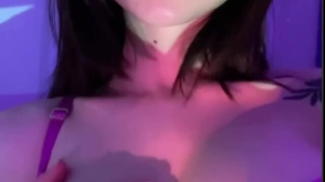 Noemie Lili/0nlyfans BOOBS teasing !!!