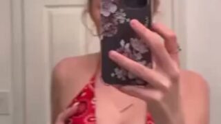 Hailey Sigmond Leaked Video – Show off Big BOOBS on cam