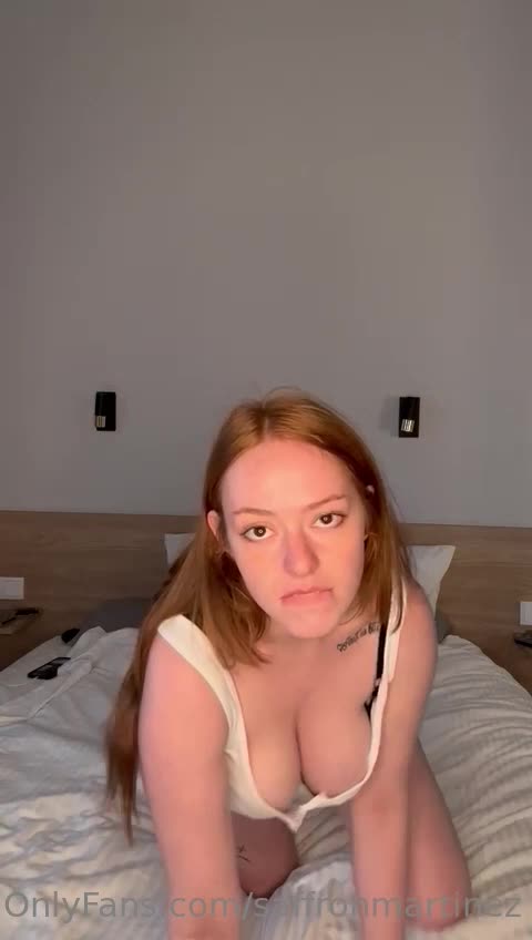Saffron Martinez onlyfans leak – sluts babe showing us big boobs