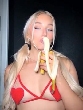 Charlotte Parkes onlyfans leak – Damn !!! She so fucking hot