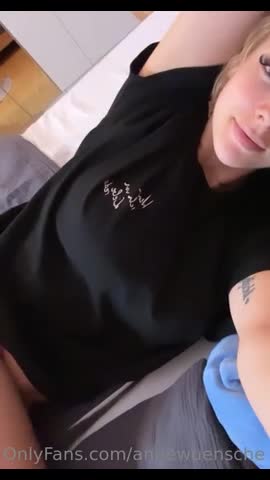 anne wünsche onlyfans leaked – Selfie show off gorgeous tits