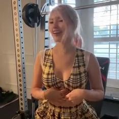 Diakimeko Gym Topless Strip Video Leaked