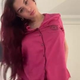 Andie Elle Showing Off Her Gorgeous Body