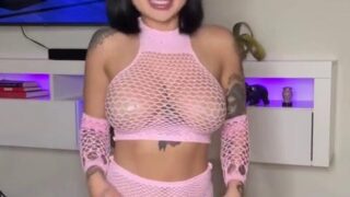 Britney Loh – See Through Lingerie Tey On Haul